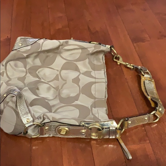 Coach bag - Picture 1 of 7